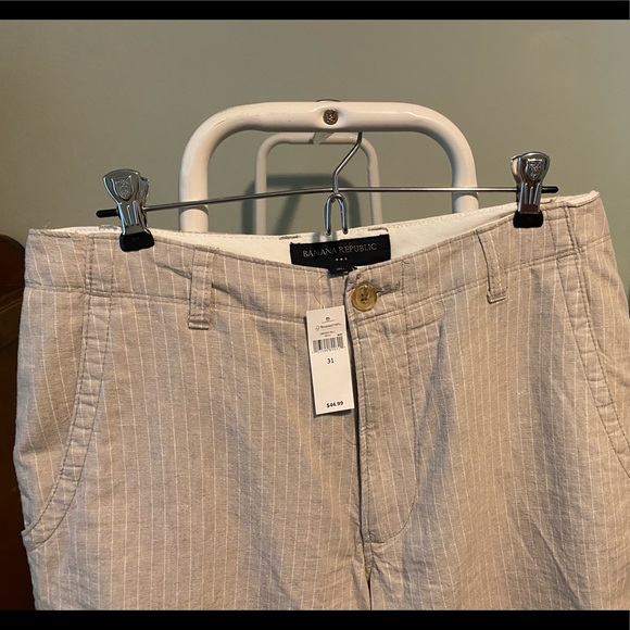 NWT Mens’ linen shorts. Banana Republic Factory - Picture 5 of 6